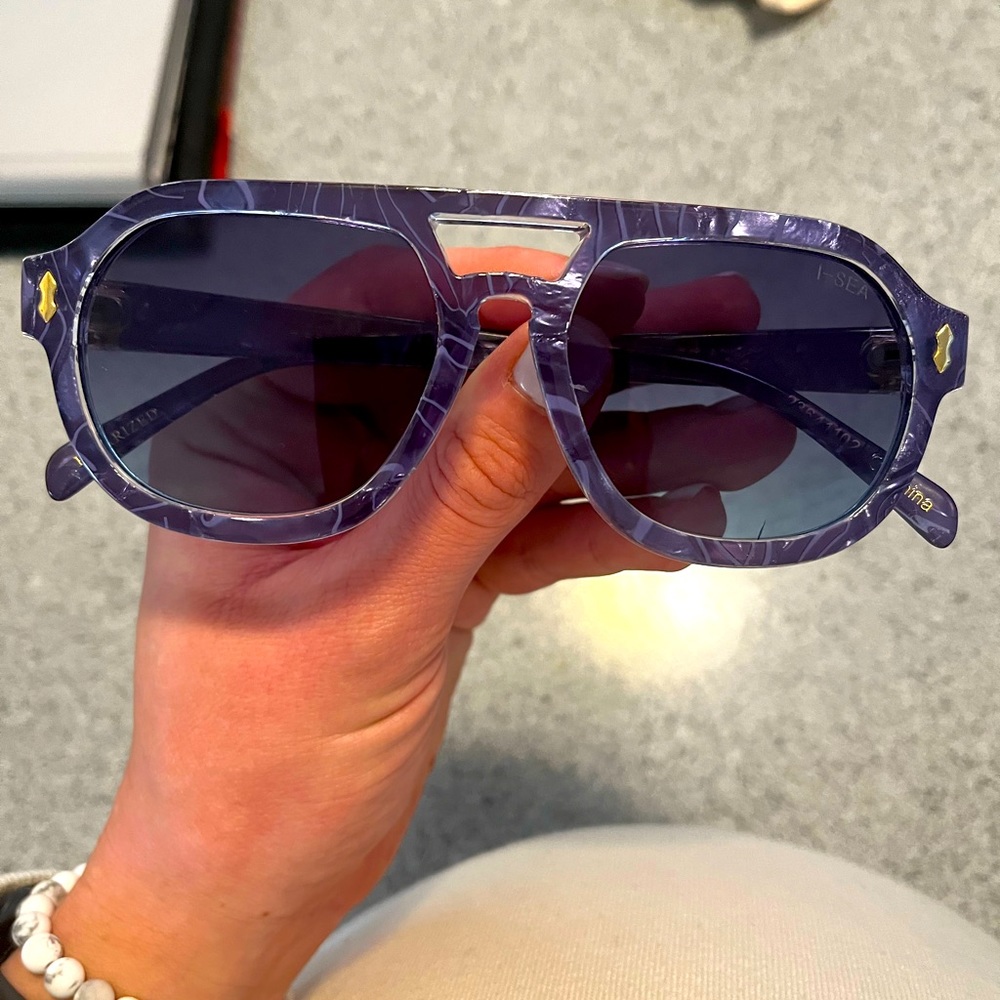 Ascot + Hart “Ziggy” Sunglasses